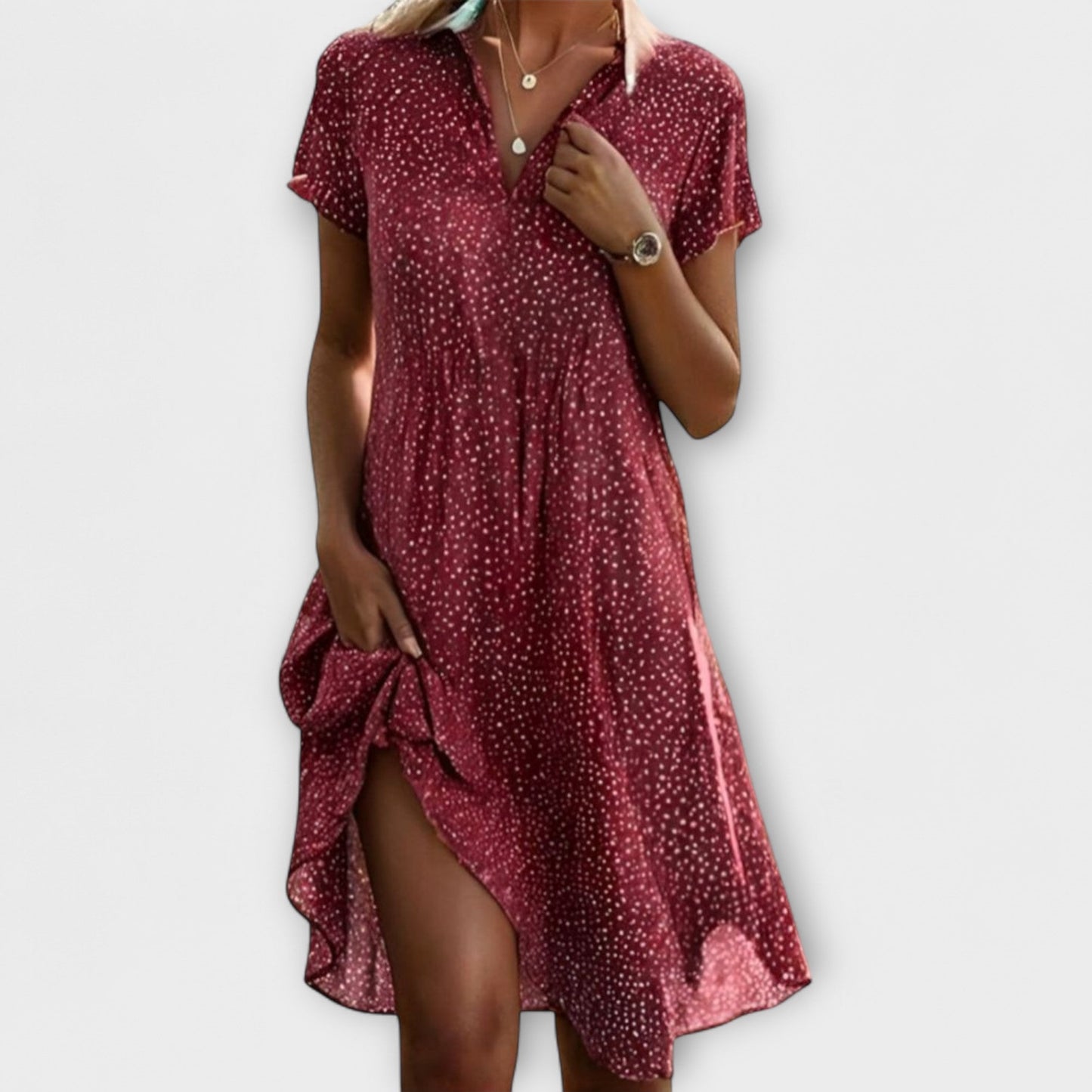 Sofía - Vestido de verano presentado con un diseño atemporal