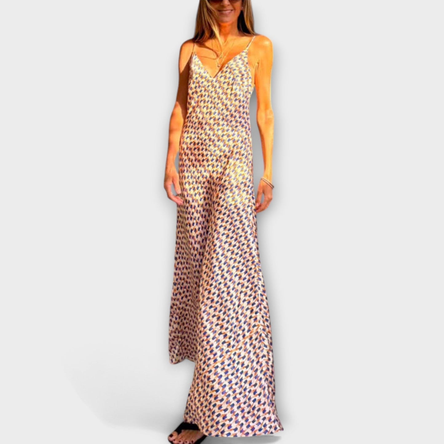 Tove - Vestido maxi estiloso con estampado geométrico