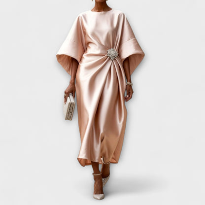 Vestido maxi de satén lujoso con brillo