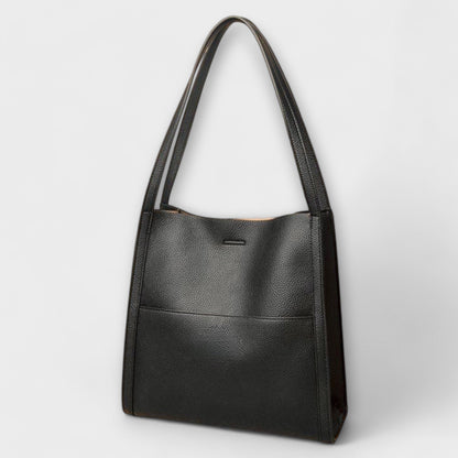 Karolína – Bolsa