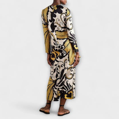 Luana - Vestido Midi Eficaz de Tela Satinada