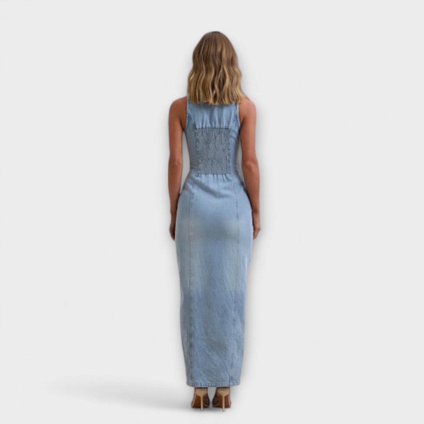 Lacey - Maxi vestido de denim con lavado suave