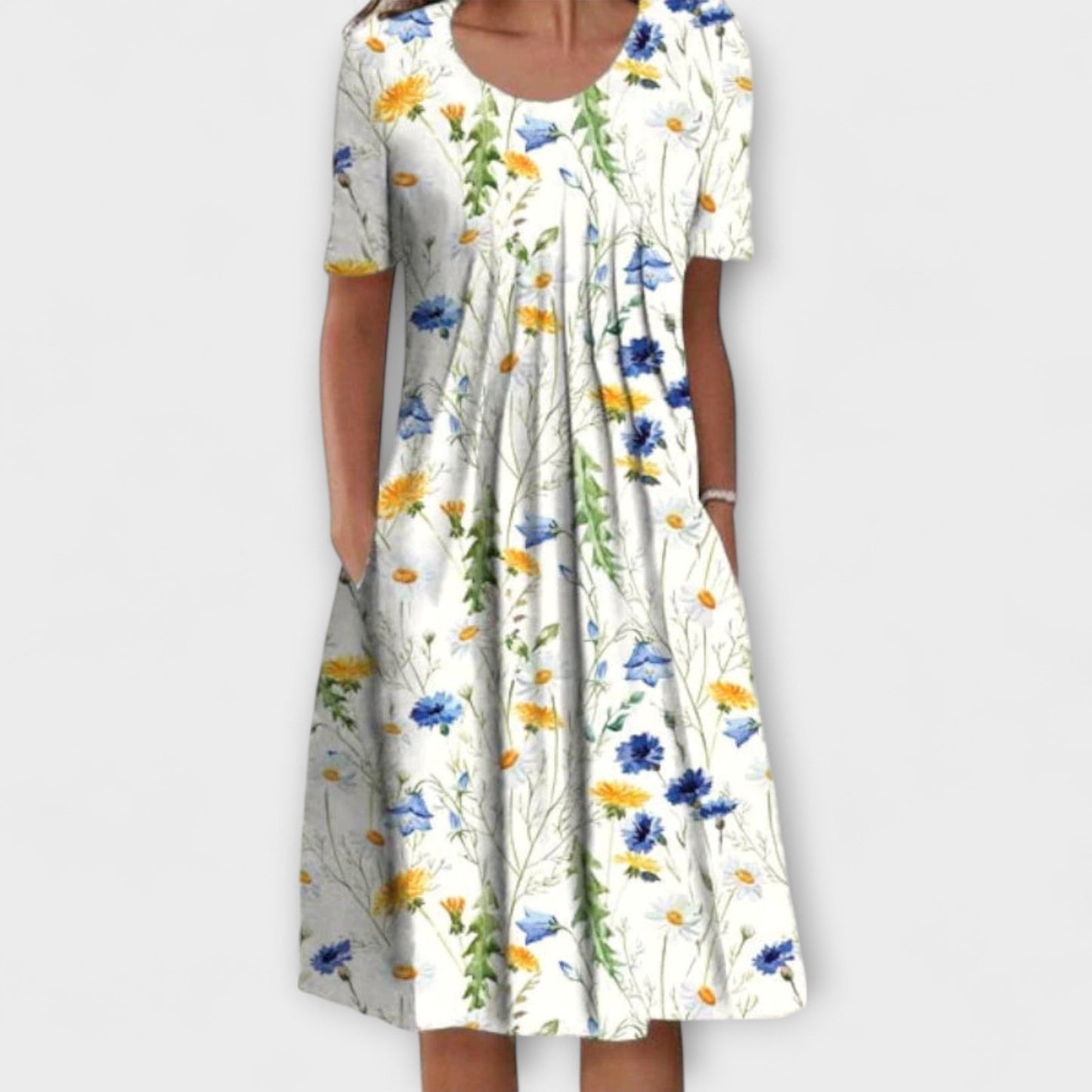 Emelie – Vestido plisado elegante con control de abdomen