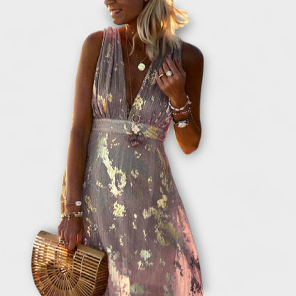 Vestido con escote en V y detalles de brillo