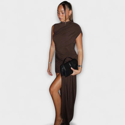 Lila - Vestido ajustado y estiloso con escote redondo y fruncidos