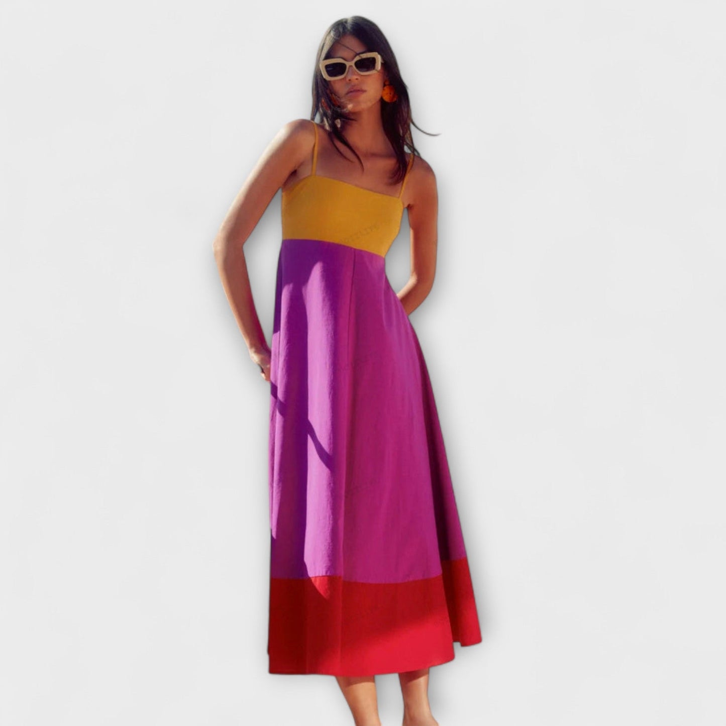 Vestido de tirantes estilo color block