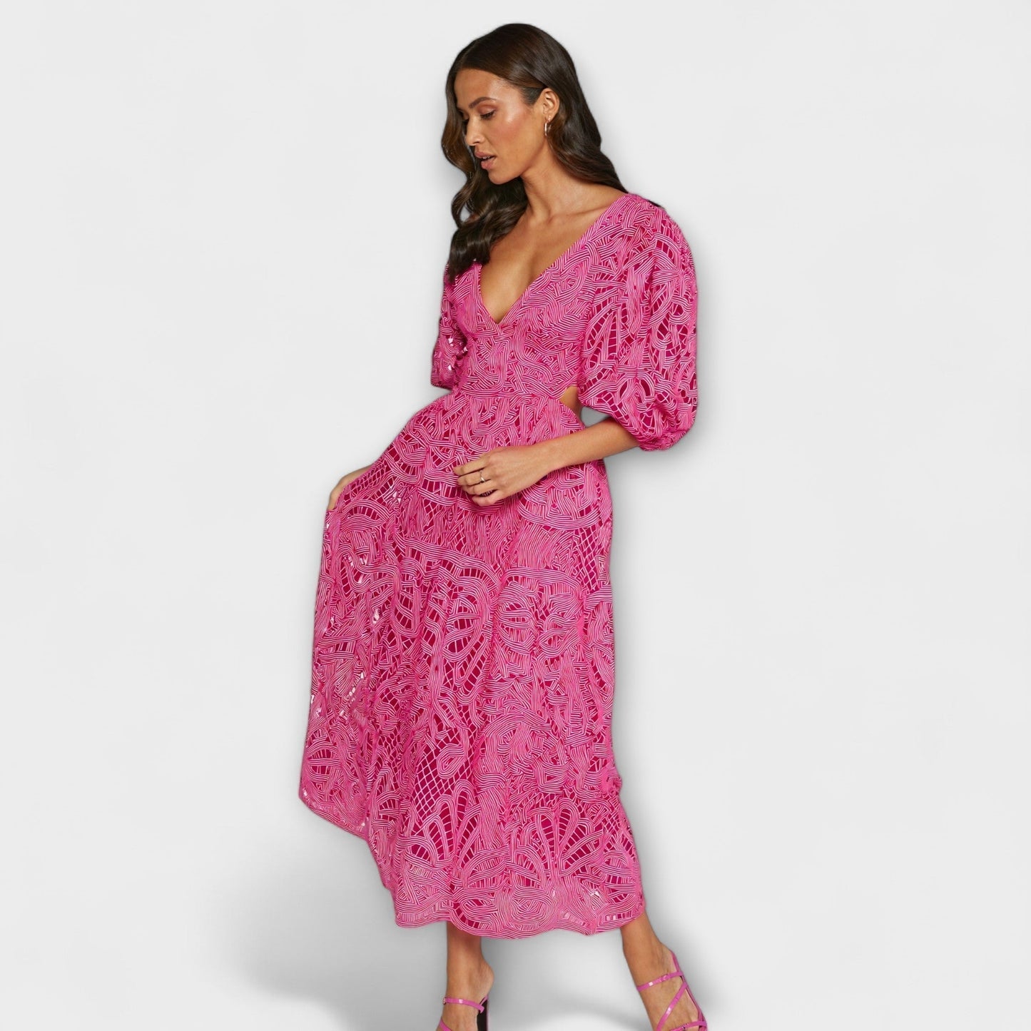Vestido elegante con delicados detalles