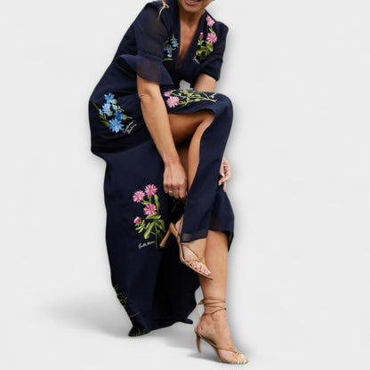 Beatrice - Elegantes vestido azul marino con bordado floral
