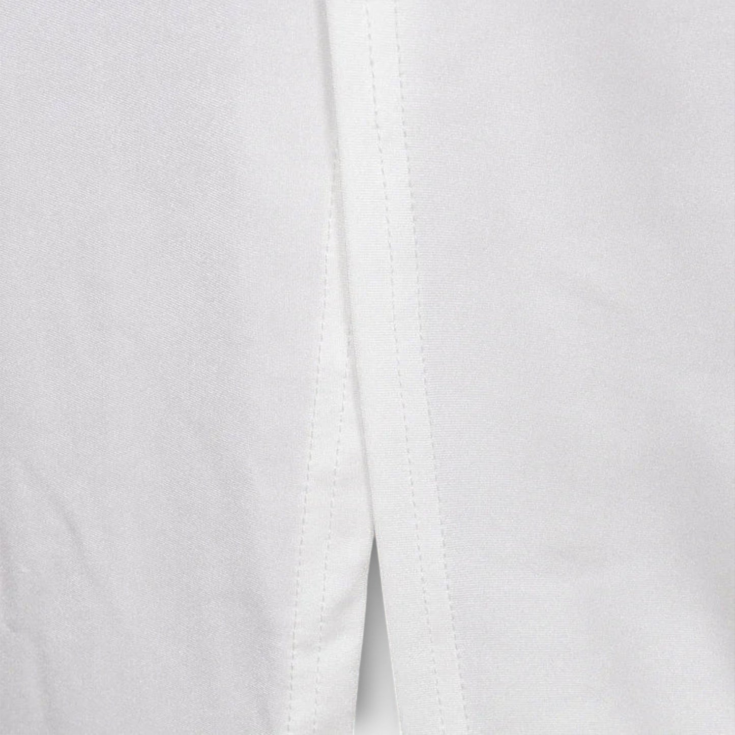 Selah - Camiseta blanca de manga larga con corte en la cintura y acentos de piedras brillantes