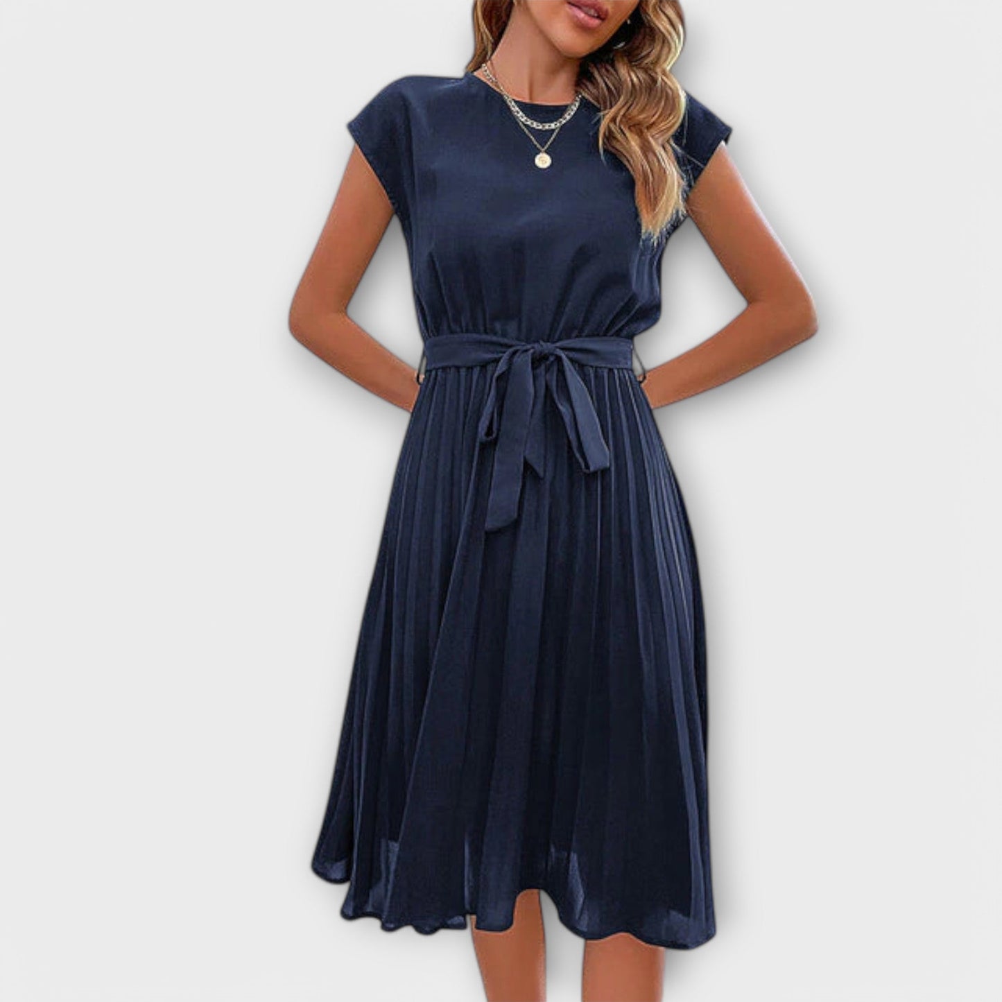 Claire - Vestido midi casual de manga corta plisado