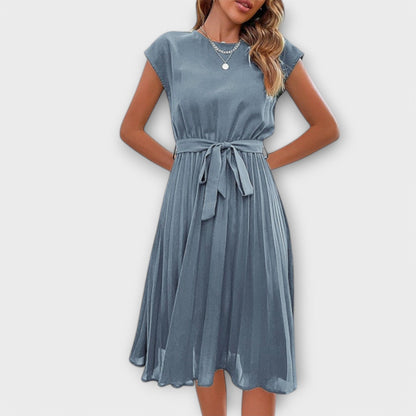 Claire - Vestido midi casual de manga corta plisado
