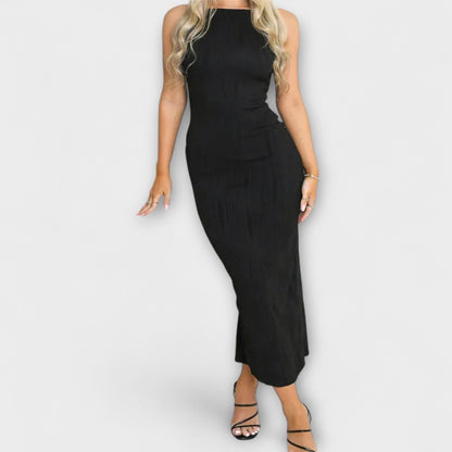 Vestido maxi sin mangas elegante con fruncidos