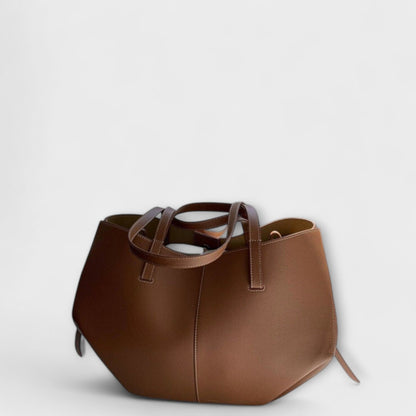 Cécile. – Bolso de hombro vintage