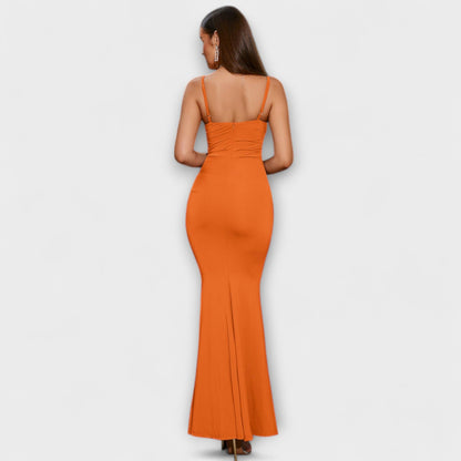 Callie - Vestido Elegante con Volantes