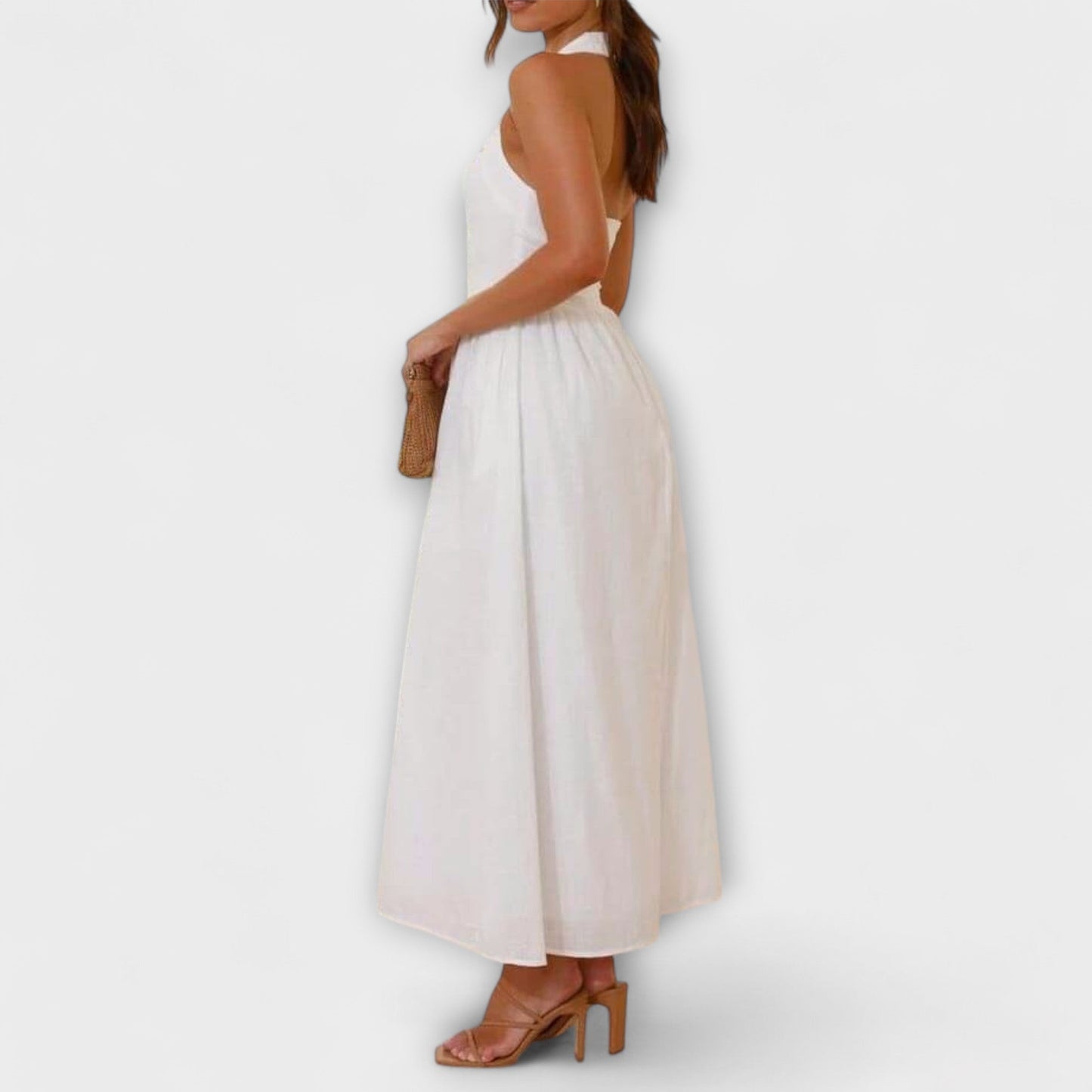 Lydia - Vestido negro halter de longitud media con detalle en la cintura