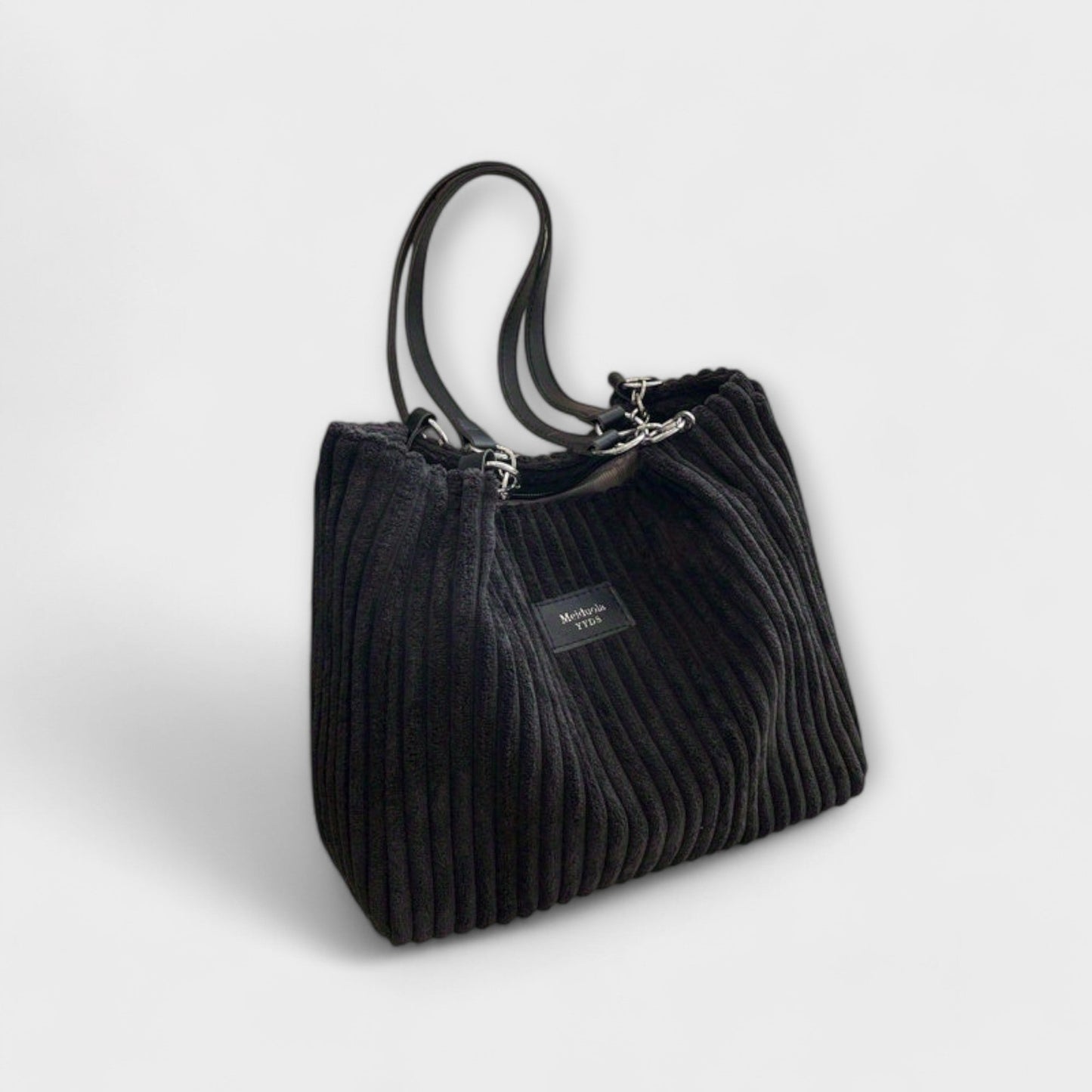 Cécile. - Bolsa de hombro de terciopelo suave