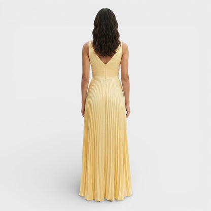 Vestido Maxi Plisado Escote Pico