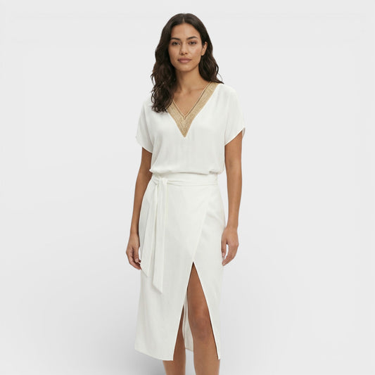 Vestido Escote Pico Ajuste Favorecedor