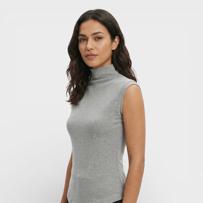 Top Ajustado Cuello Alto Mujer