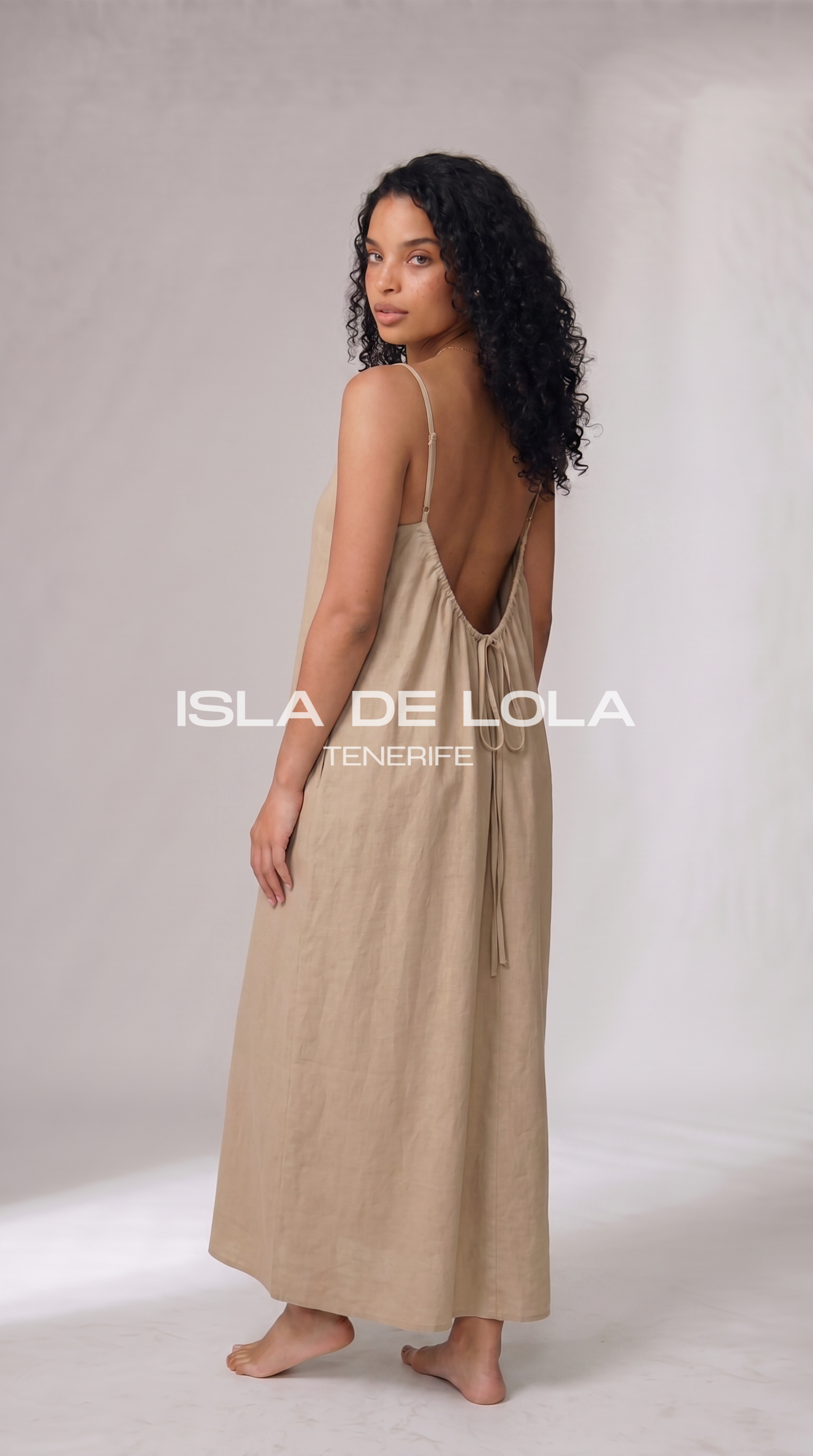 Isla | Vestido con Espalda Ajustable
