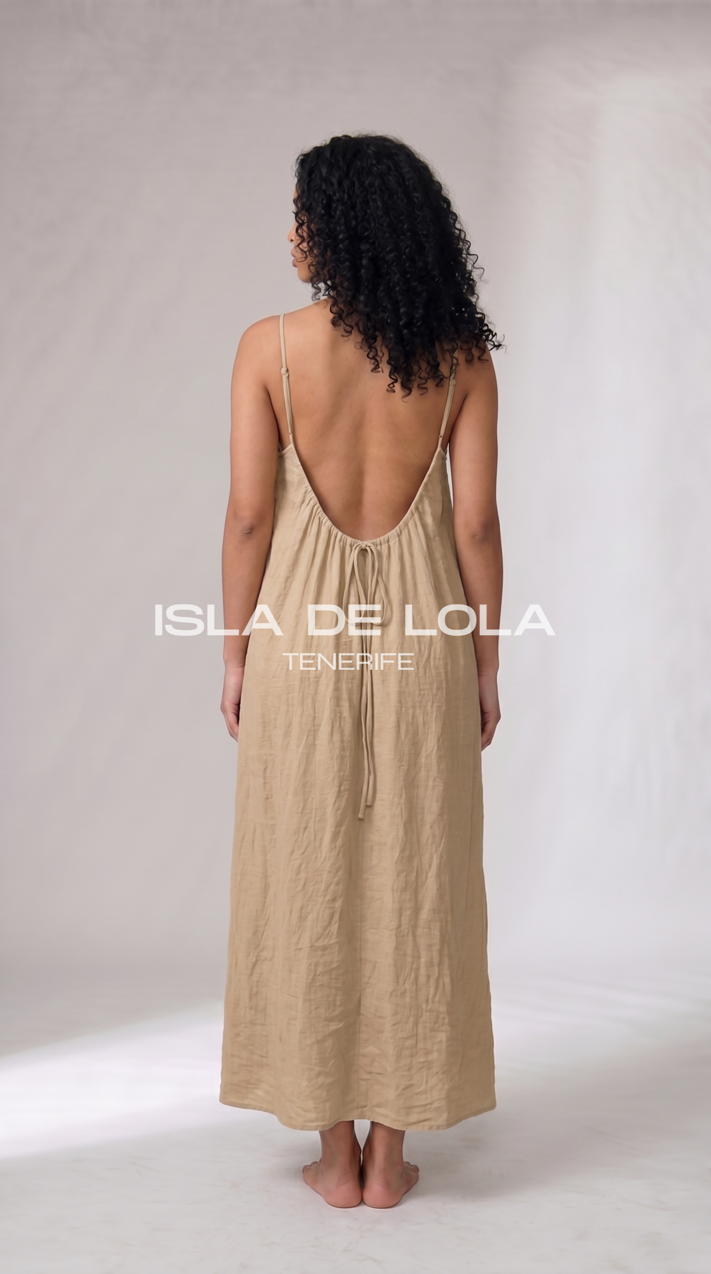 Isla | Vestido con Espalda Ajustable